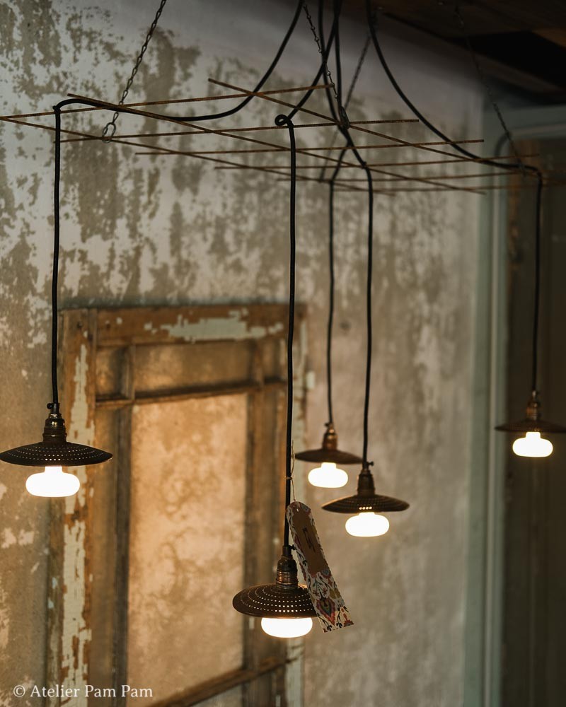 Lustre Rain
