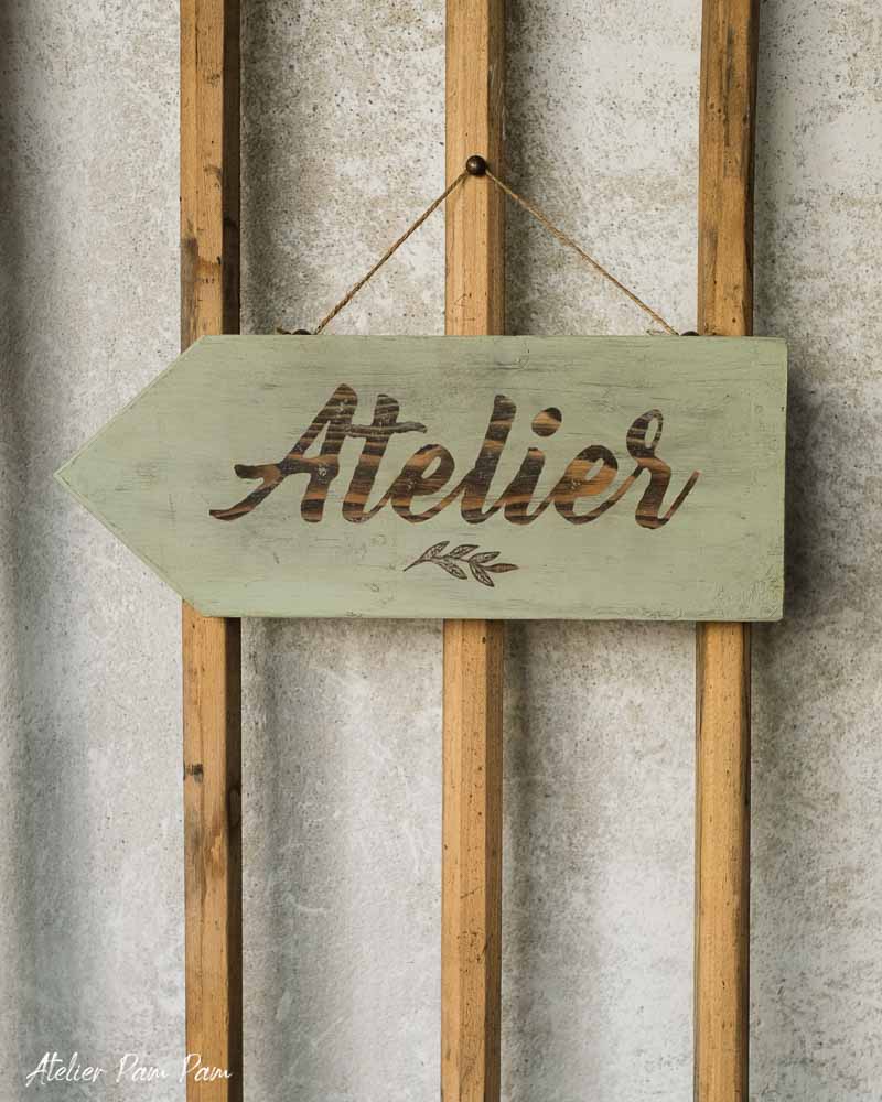 Pancarte flèche Atelier