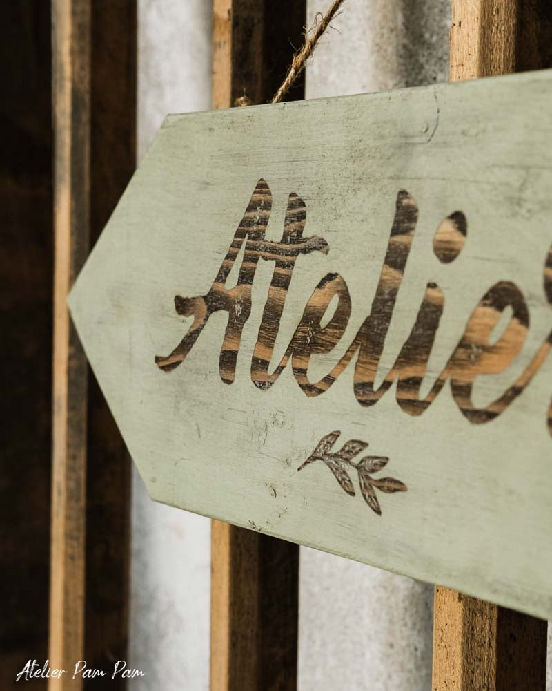 Pancarte flèche Atelier